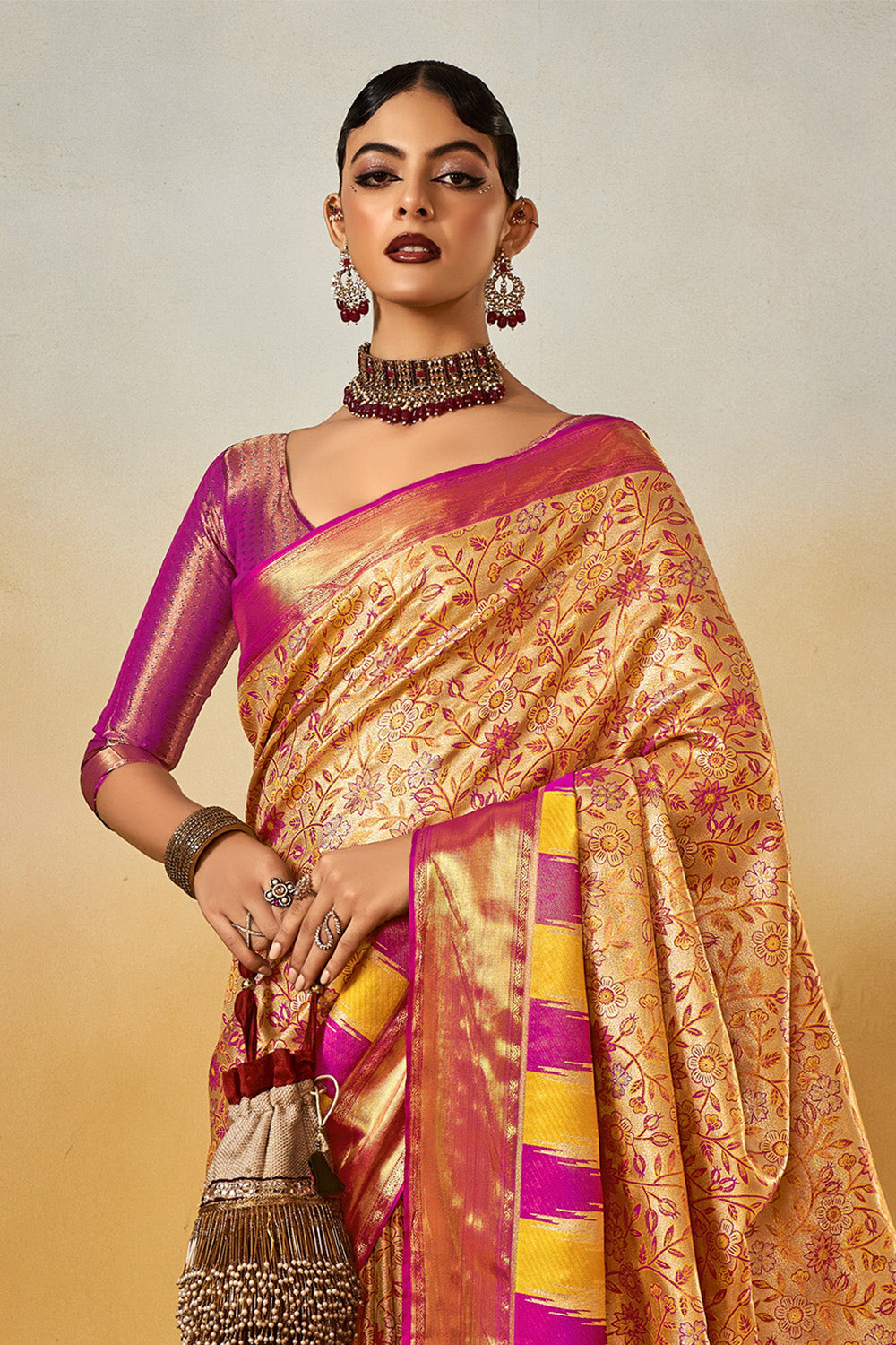 Golden Dual Tone Jaquard Saree With Blouse