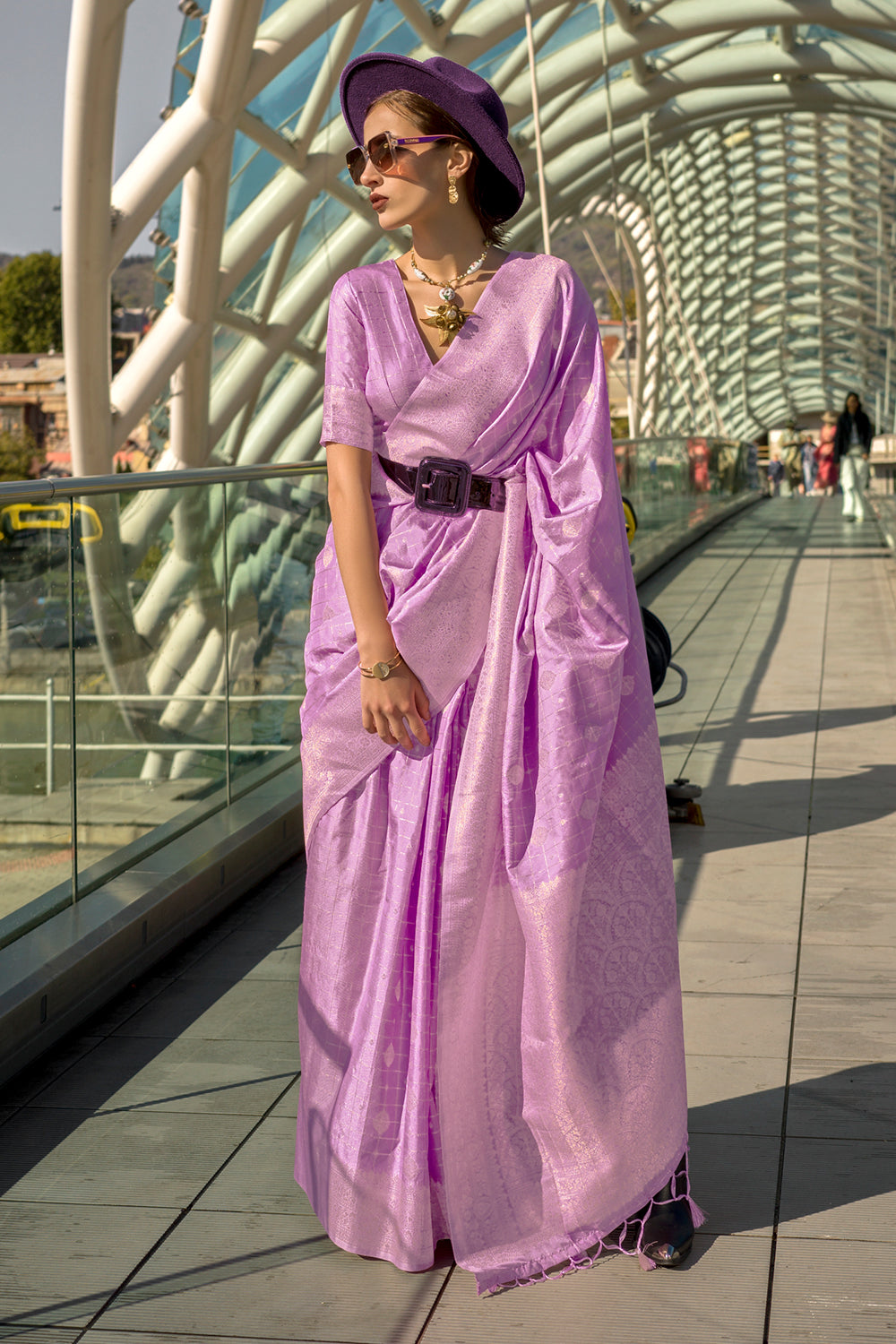 Lilac Katan Banarasi And Checks Saree With Blouse