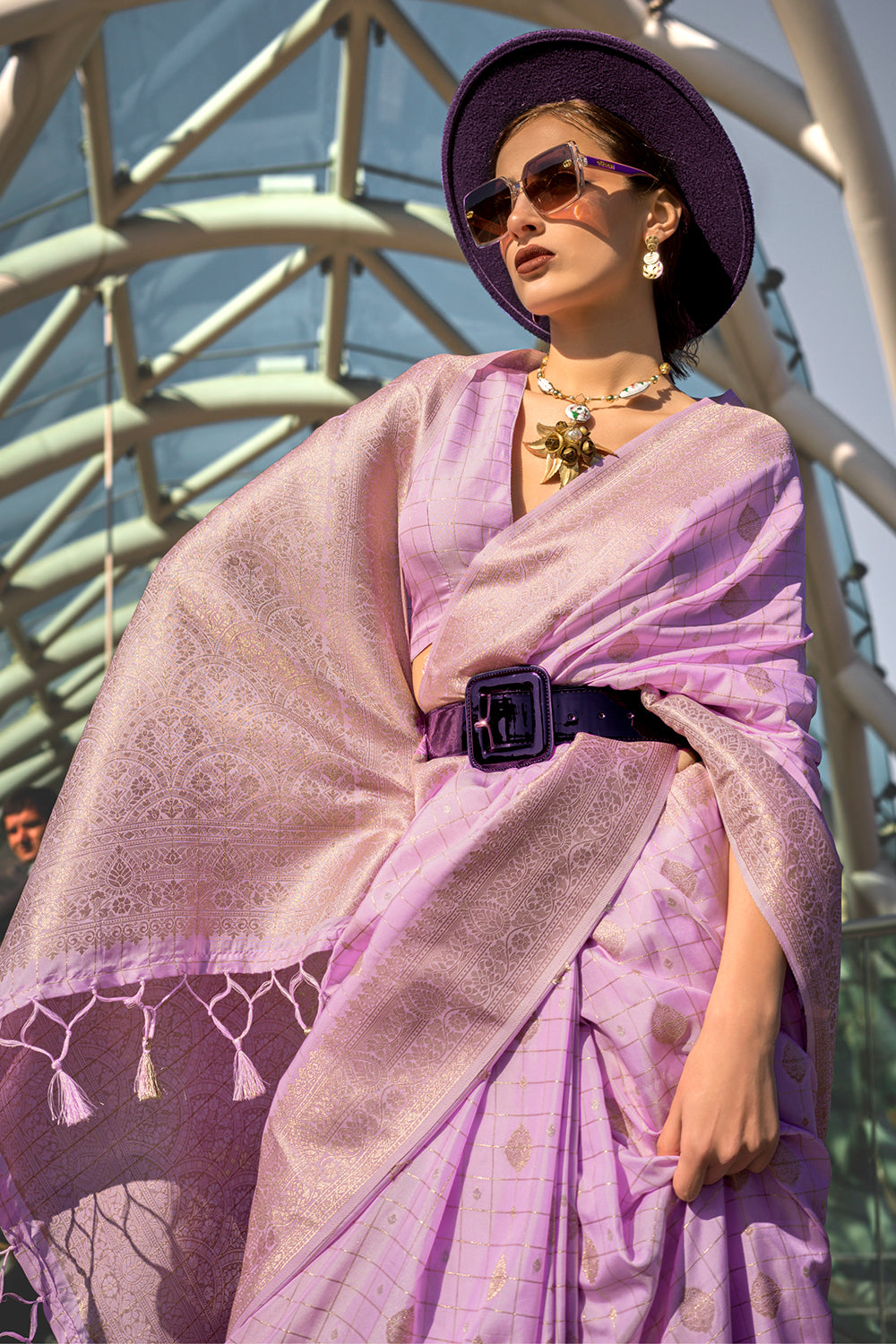 Lilac Katan Banarasi And Checks Saree With Blouse