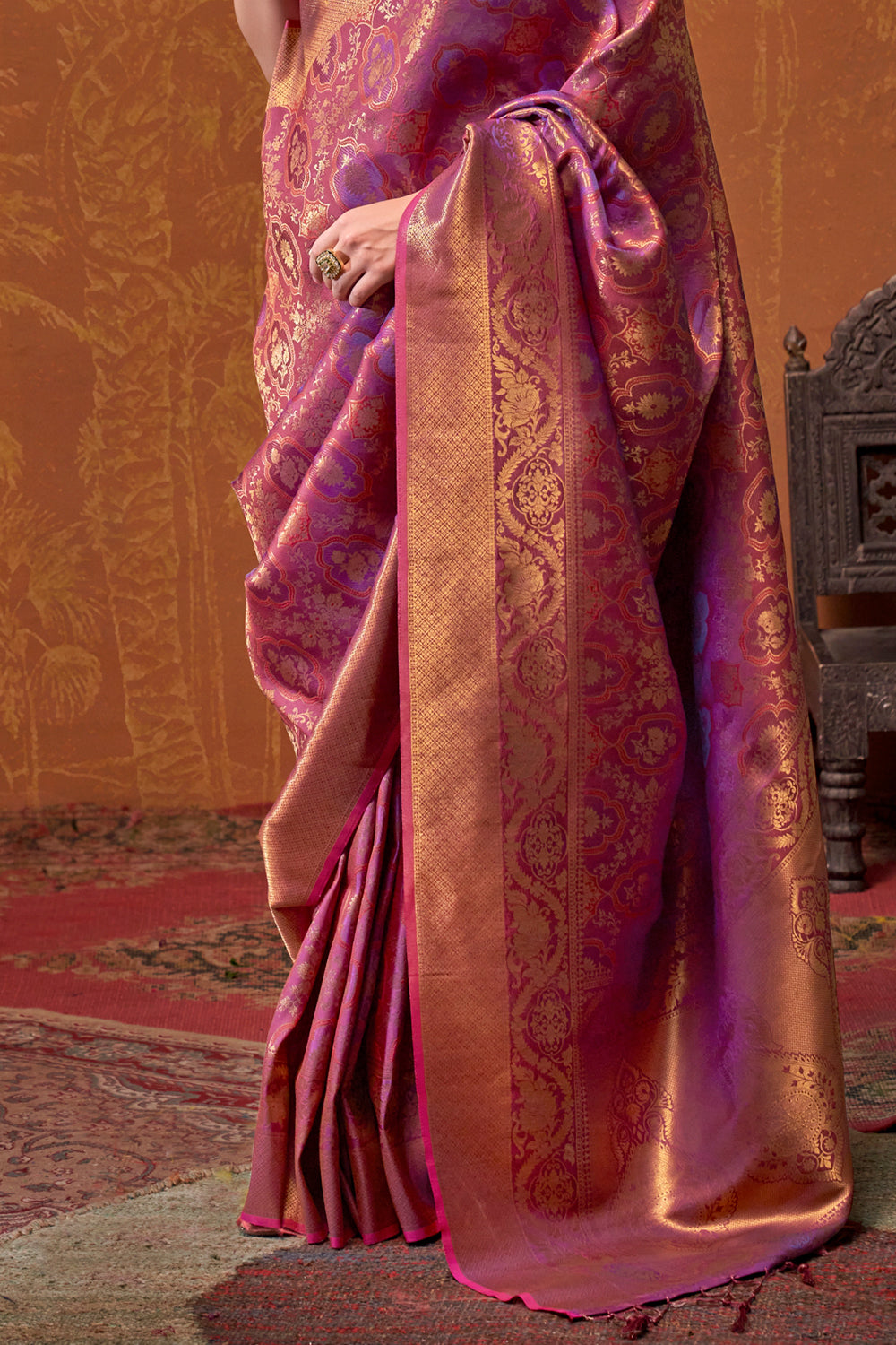 Lilac Banarasi Motif Sarees With Blouse