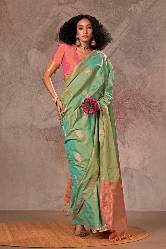 Light Green Tone Saree With Contrast Pallu And Blouse