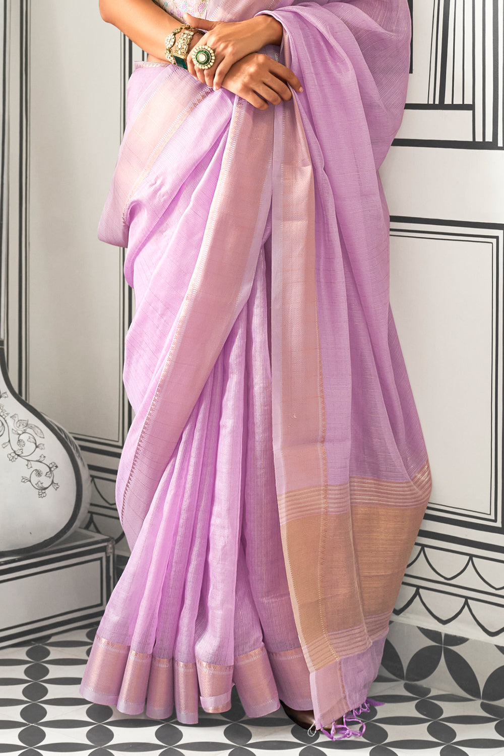 Lilac Solid Moss Chiffon Jaquard Saree With Blouse
