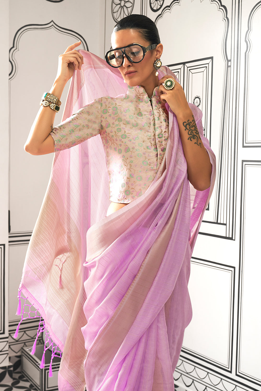 Lilac Solid Moss Chiffon Jaquard Saree With Blouse