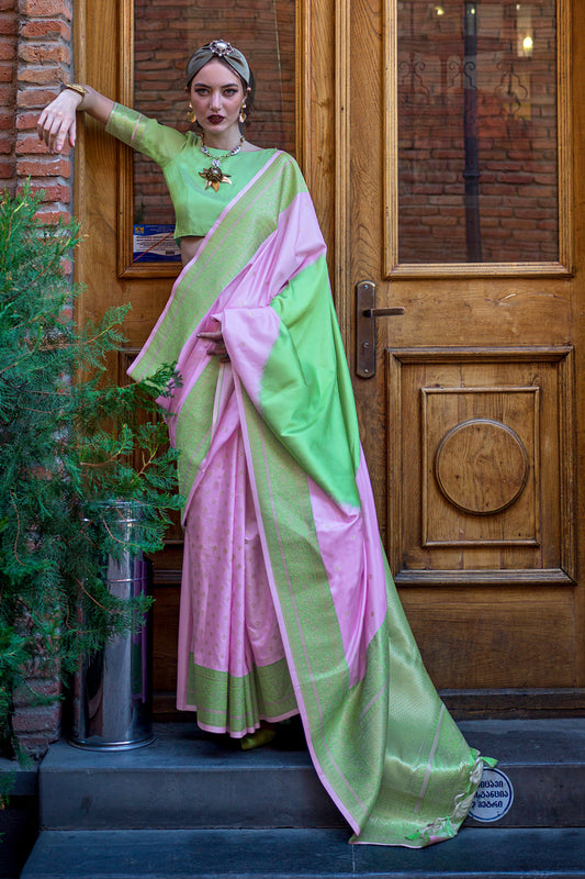 Multicolor Saree With Contrast Pallu And Green Blouse
