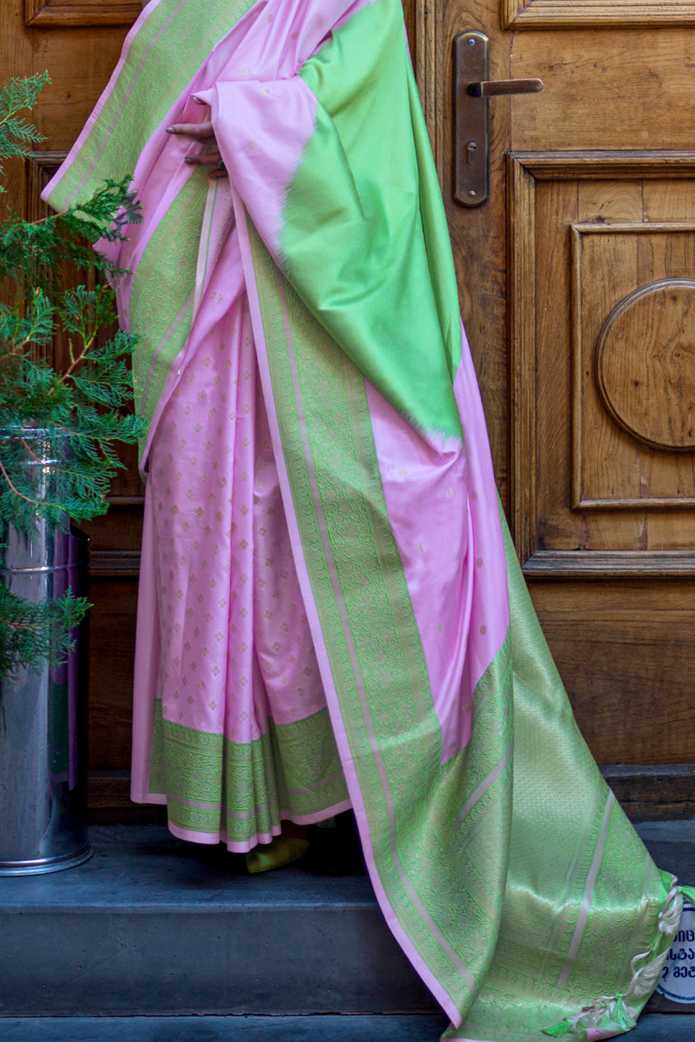 Multicolor Saree With Contrast Pallu And Green Blouse