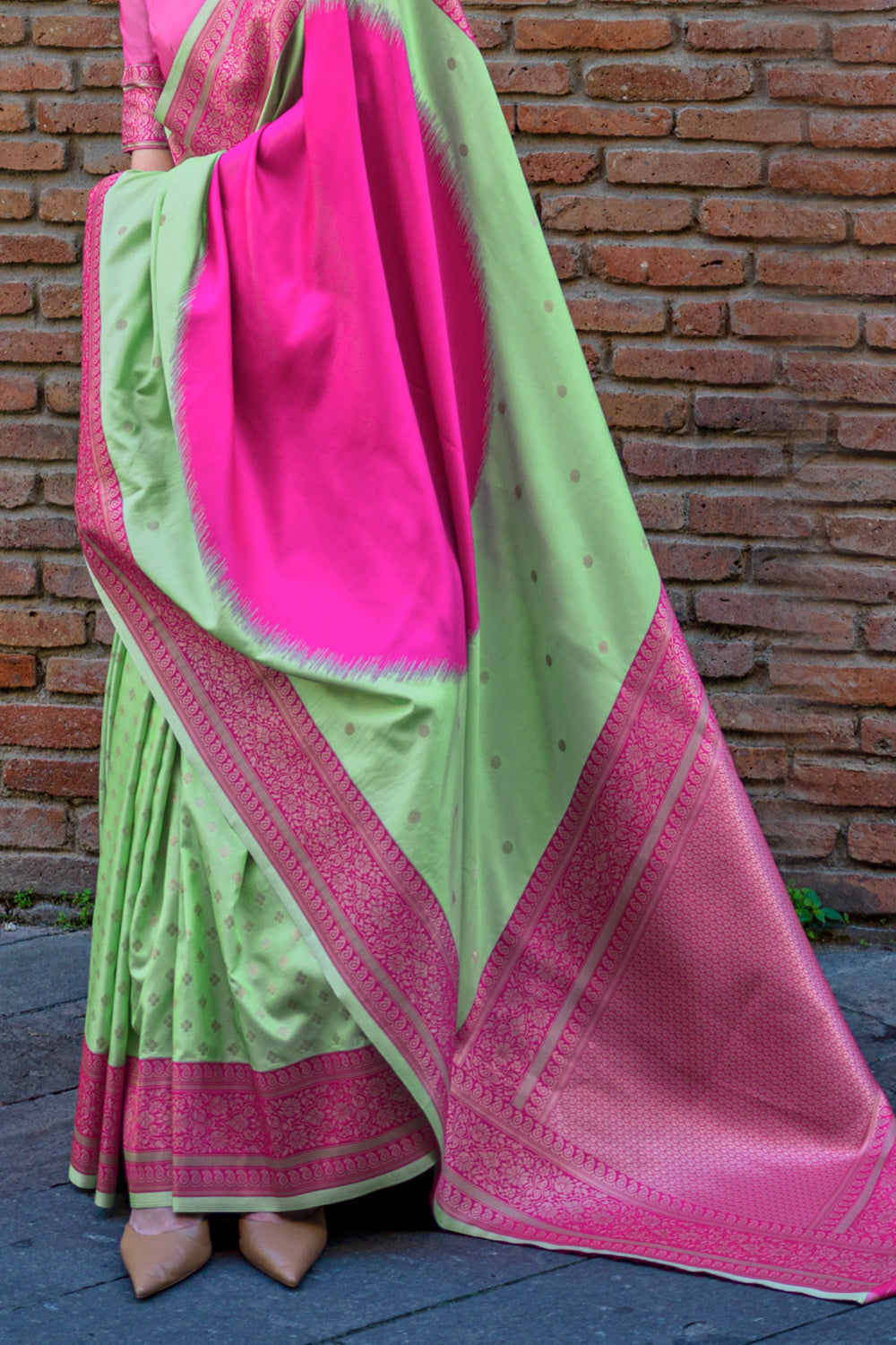 Multicolor Saree With Contrast Pallu And Green Blouse