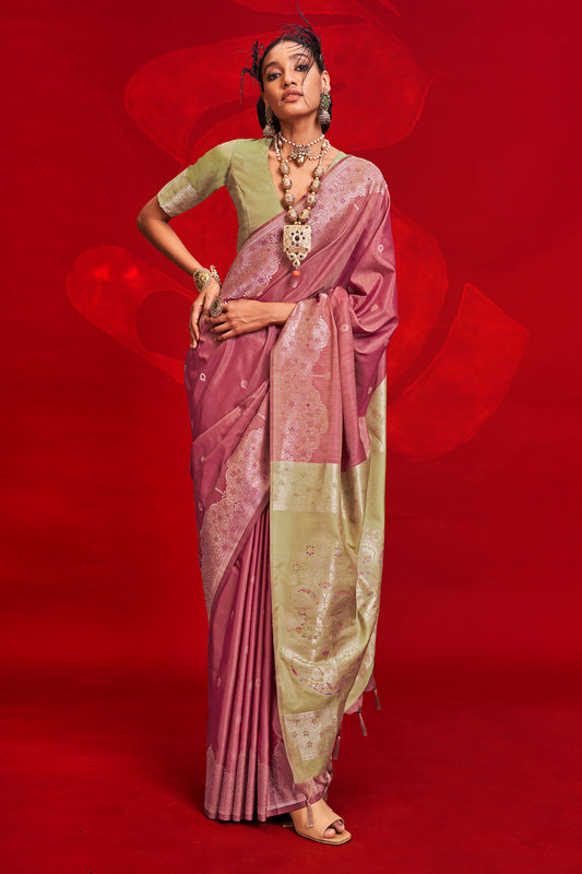 Dusty Pink Saree With Contrast Pallu And Blouse