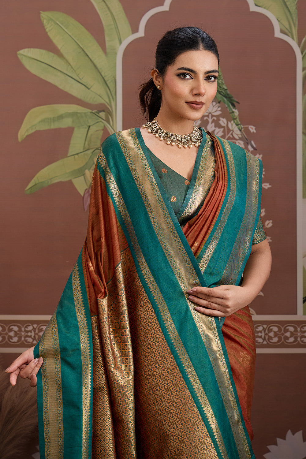 Brown Onam Design Saree with blouse