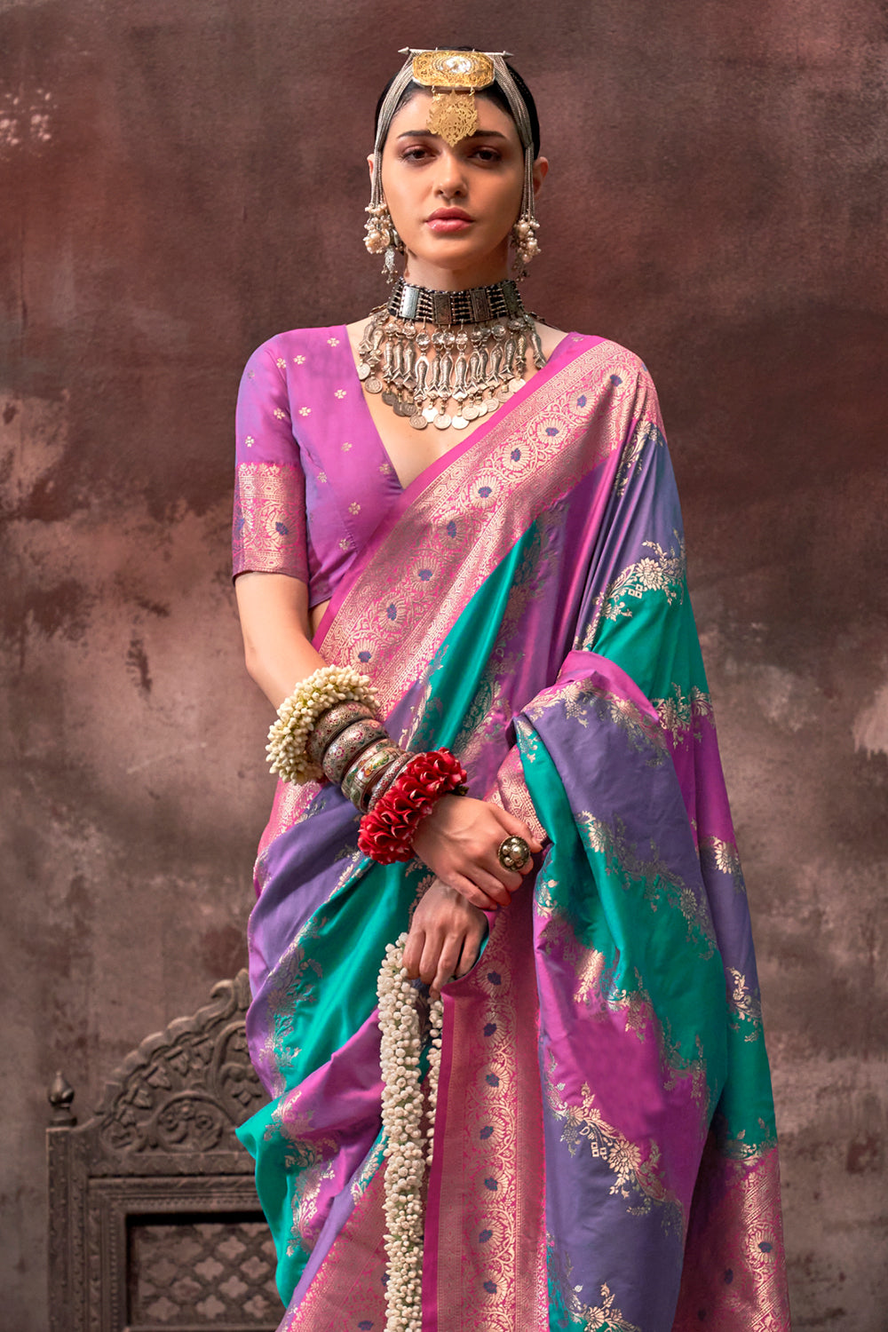 Multicolor Rangkaat Woven Saree With Pink Blouse