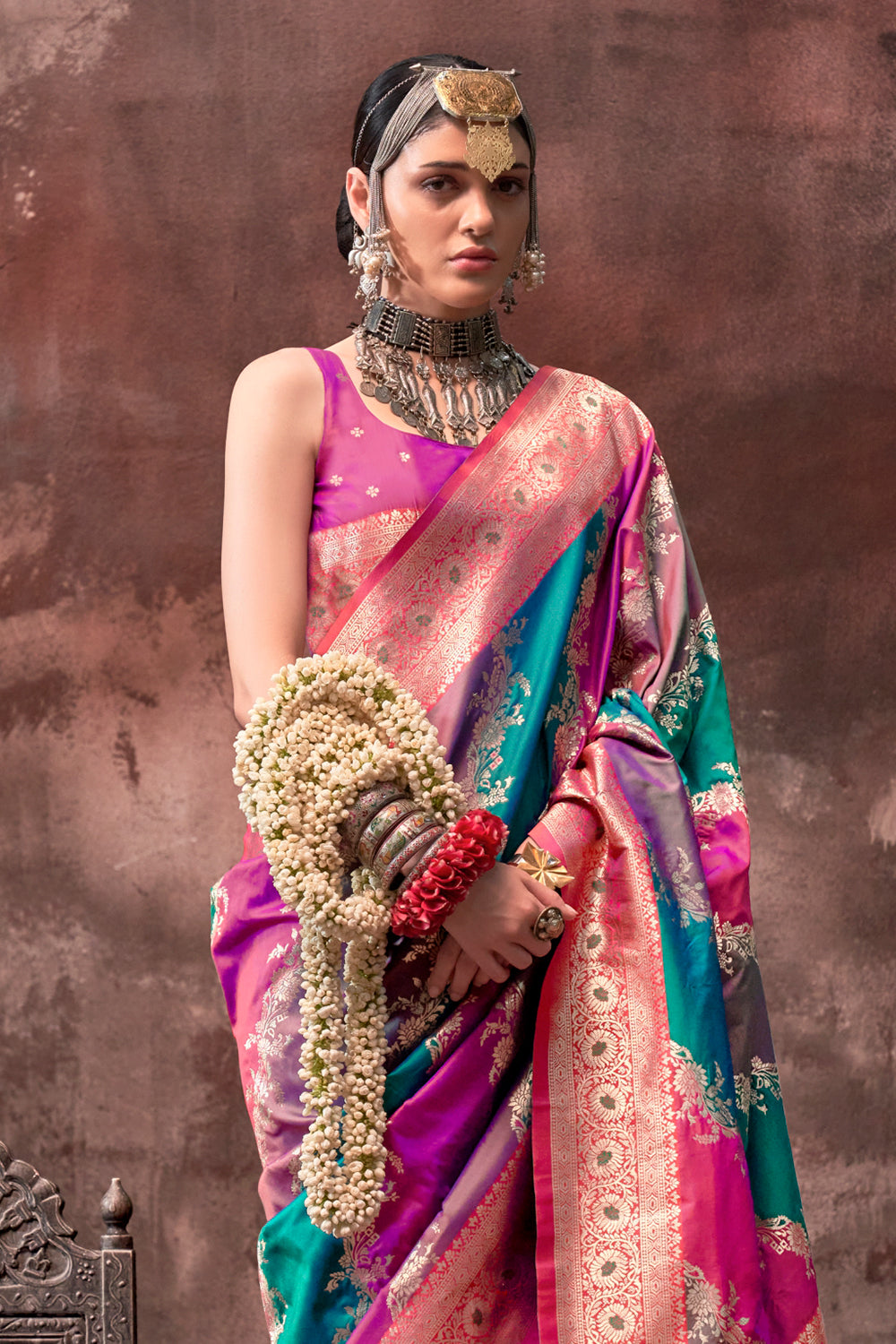 Multicolor Rangkaat Woven Saree With Pink Blouse