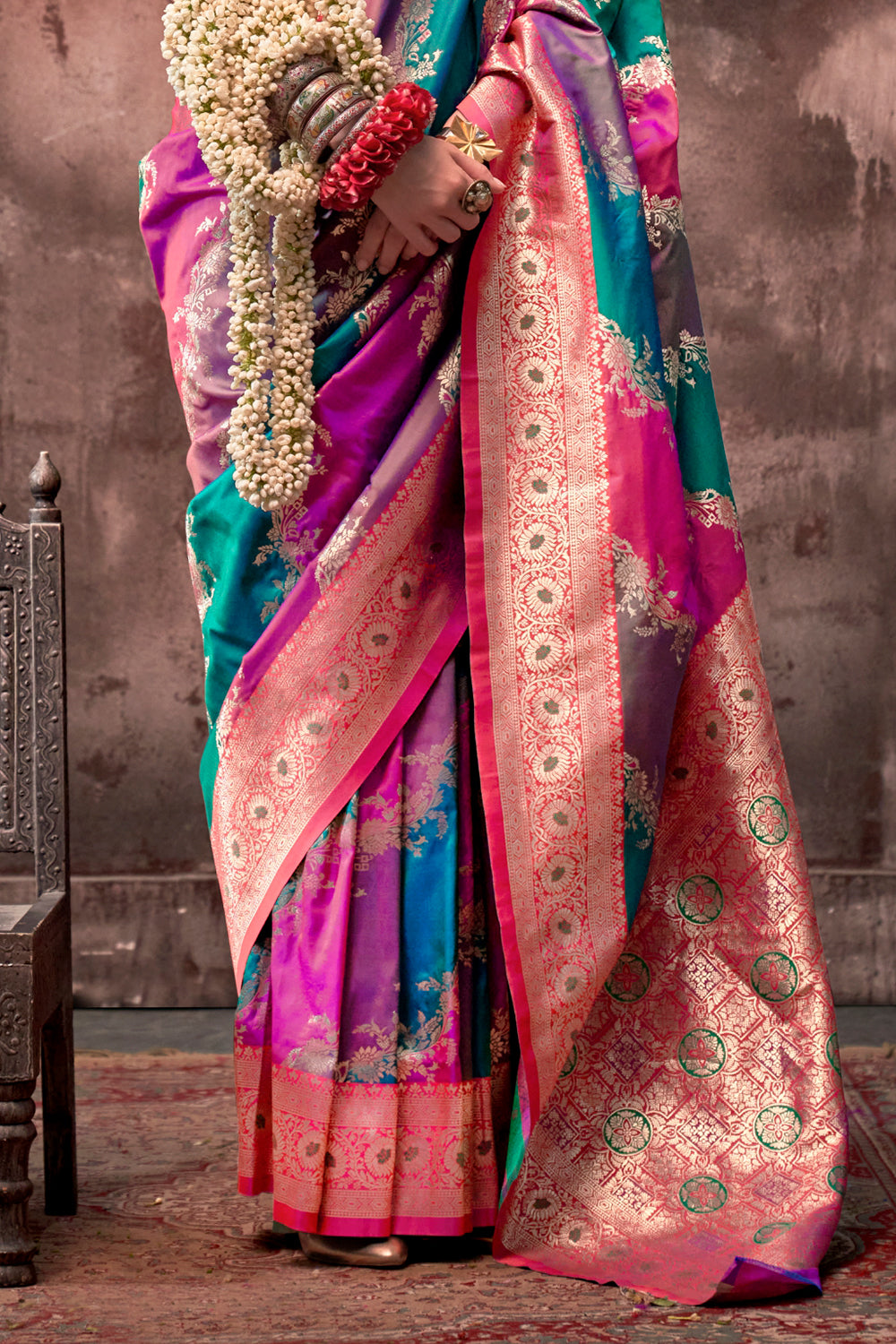 Multicolor Rangkaat Woven Saree With Pink Blouse