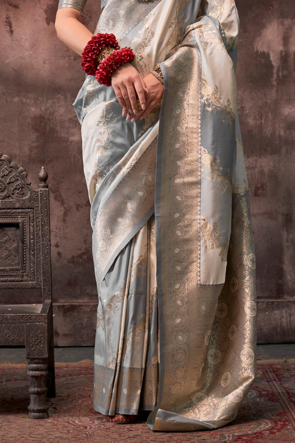 Multicolor Rangkaat Woven Saree With Grey Blouse