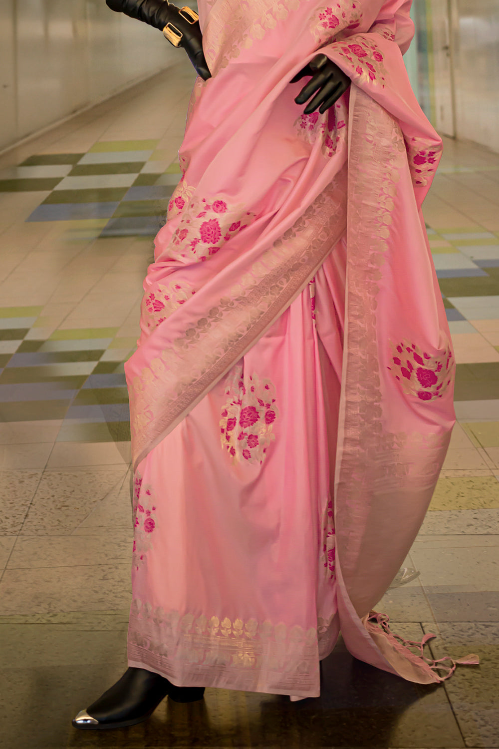 Pink Katan Saree With Butti Blouse