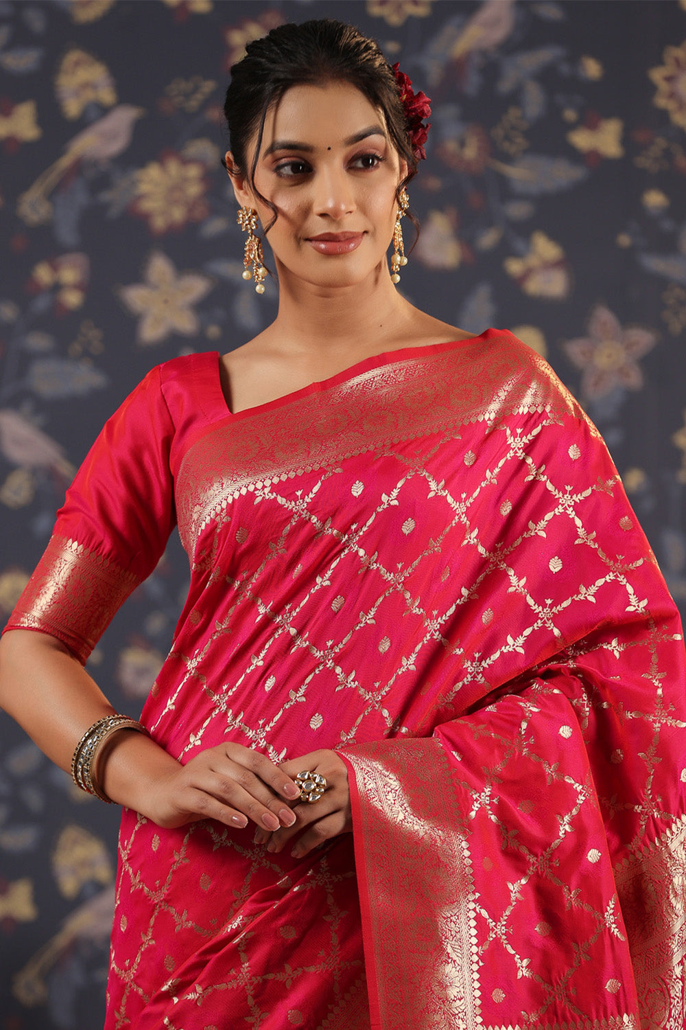 Red Banarasi saree with Geometric design