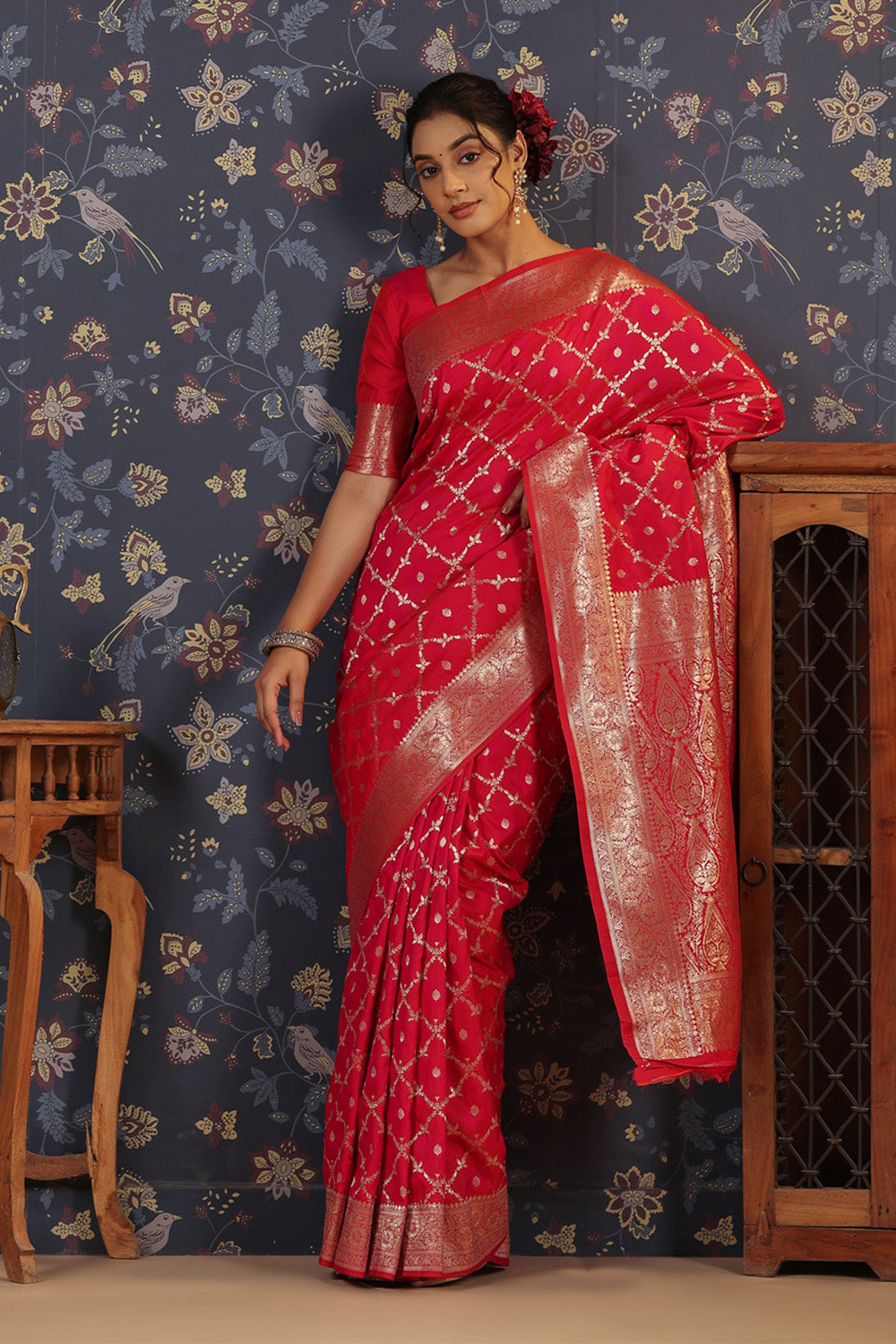 Red Banarasi saree with Geometric design