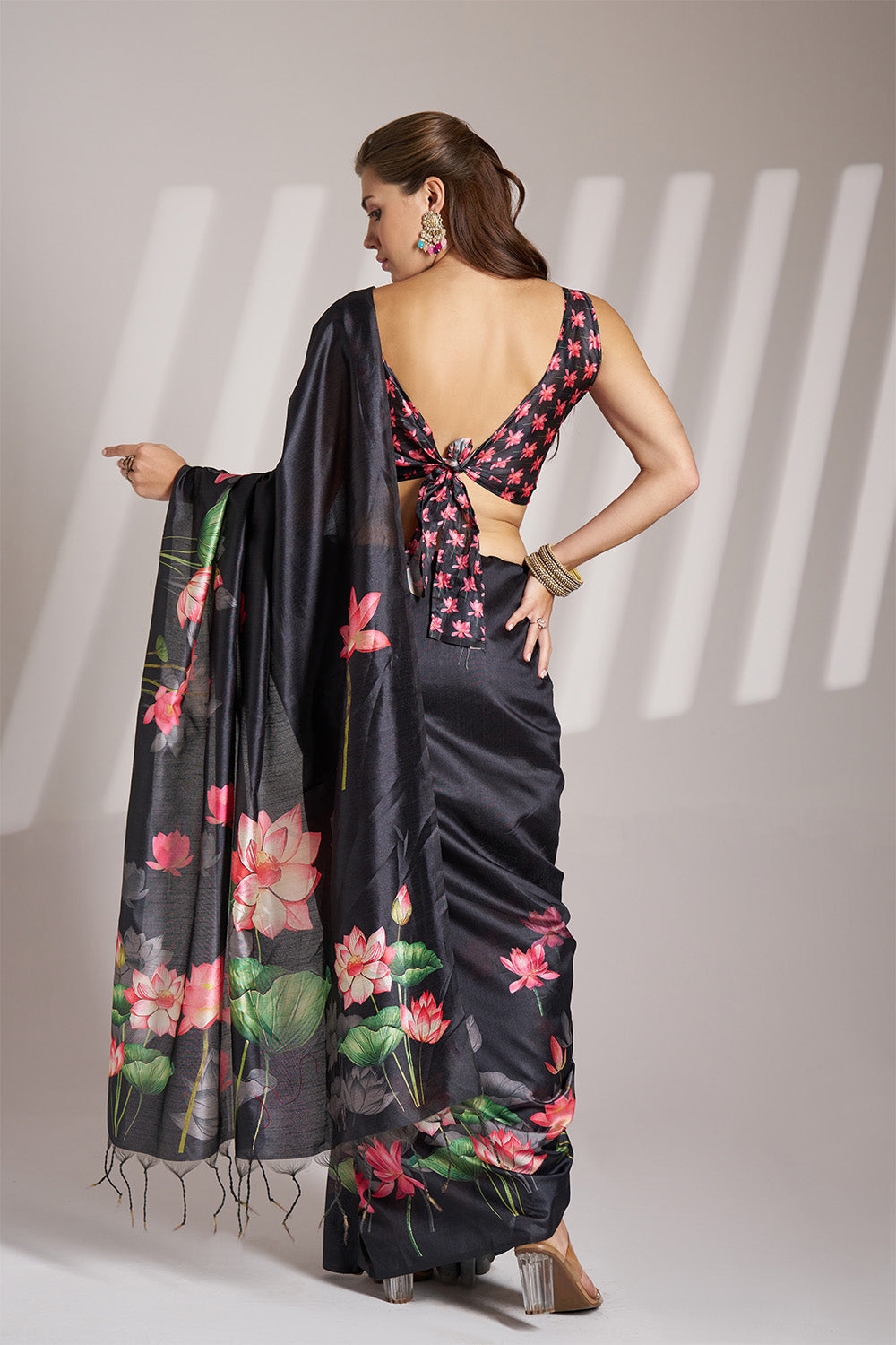 Black Linen Blend Print Saree With Blouse