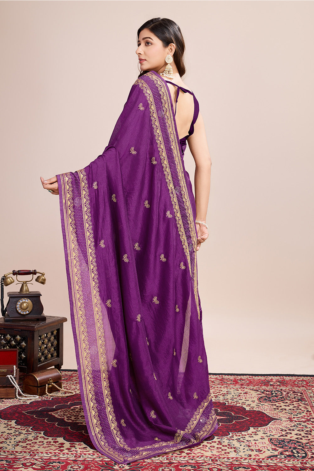 Bengani Saree In Soft Pastel Color With Floral Embroidery