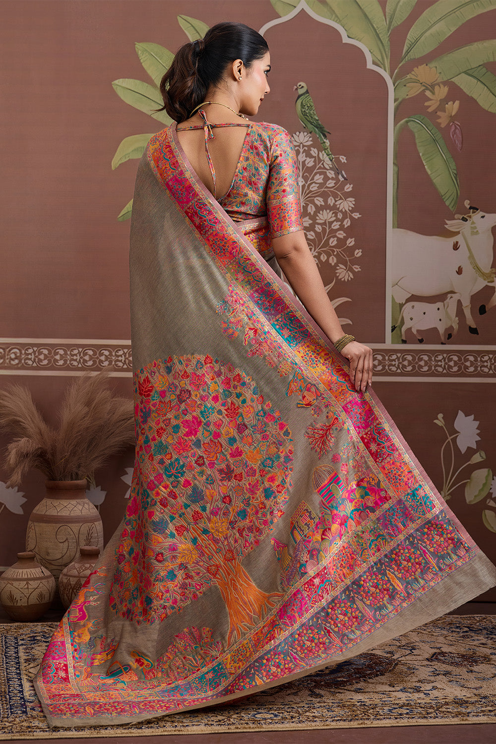 Brown Pashmani Design Saree With Blouse