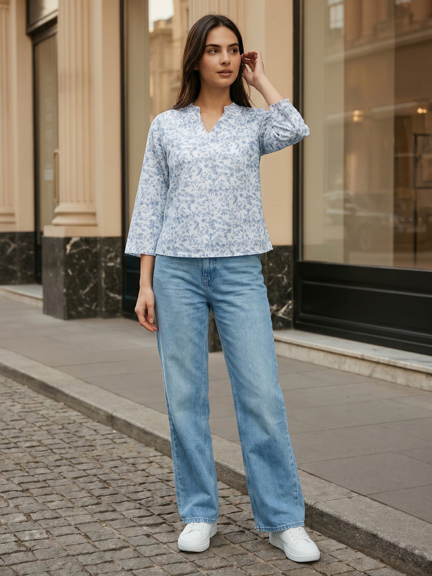 White Manderian Collar 3/4 Sleeve Top