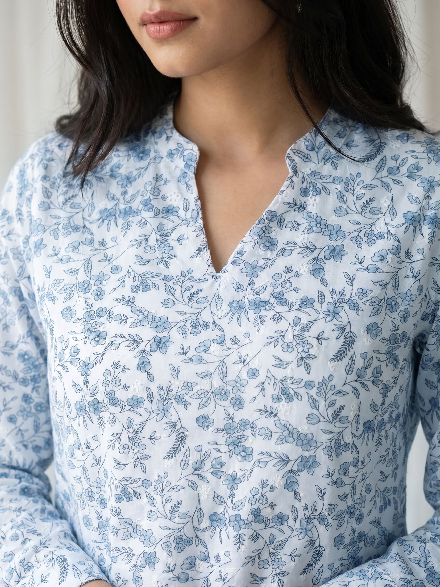 White Manderian Collar 3/4 Sleeve Top
