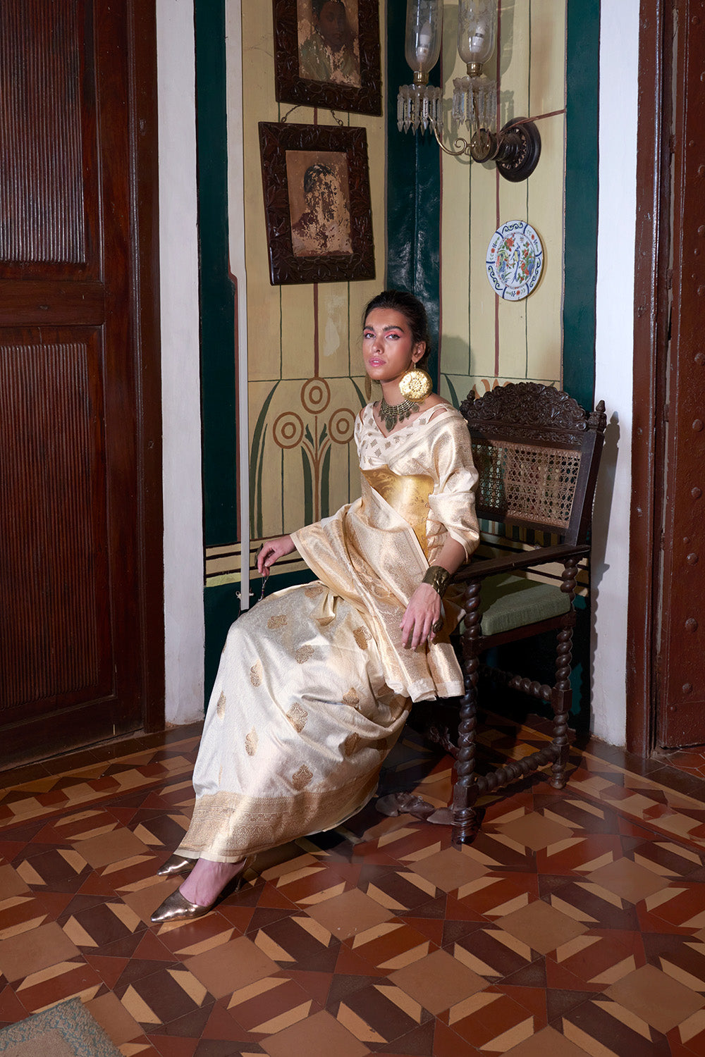 Beige Two Tone Saree With Brocade Blouse