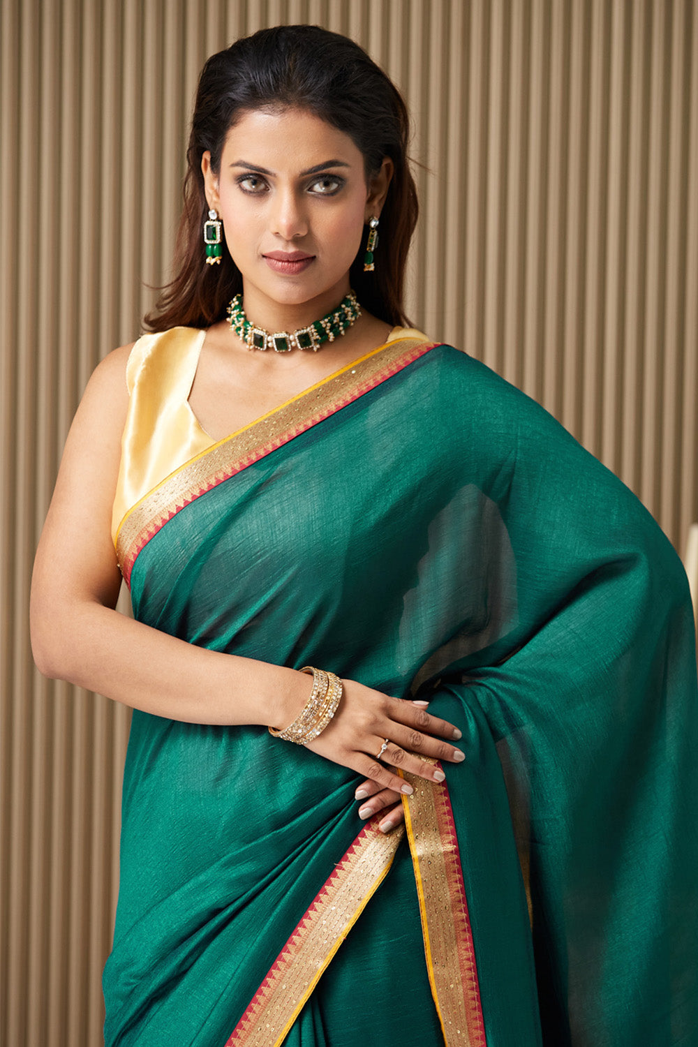 Green Solid Lace Saree With Blouse